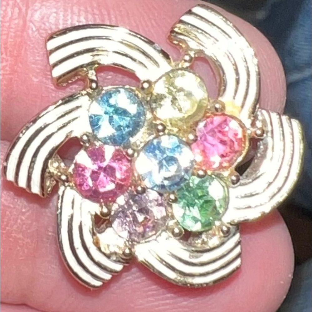 VTG Sarah Coventry Swirl muliticolor rhinestones brooch